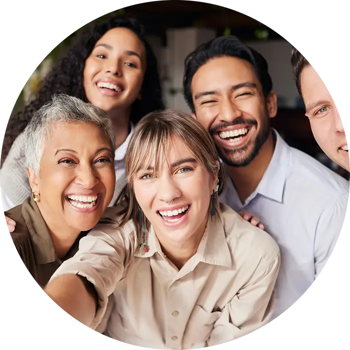 Group-of-smiling-people-employers-page